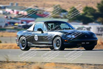media/Nov-16-2024-Extreme Speed (Sat) [[6587d07cc4]]/Gold Group/Session 1 (Turn 2)/